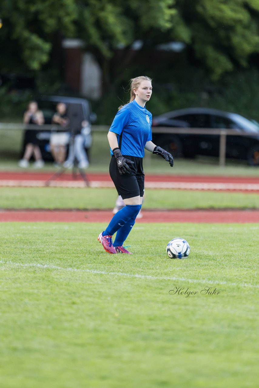 Bild 110 - Loewinnen Cup